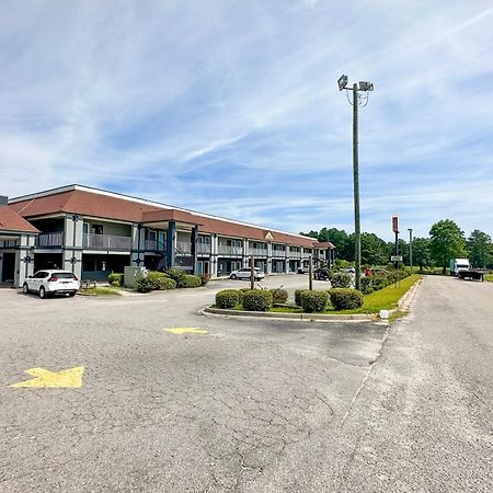 Executive Inn Ridgeway I-77 Екстер'єр фото