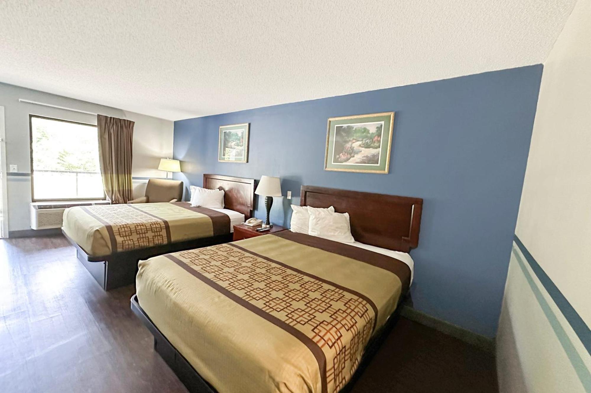 Executive Inn Ridgeway I-77 Екстер'єр фото