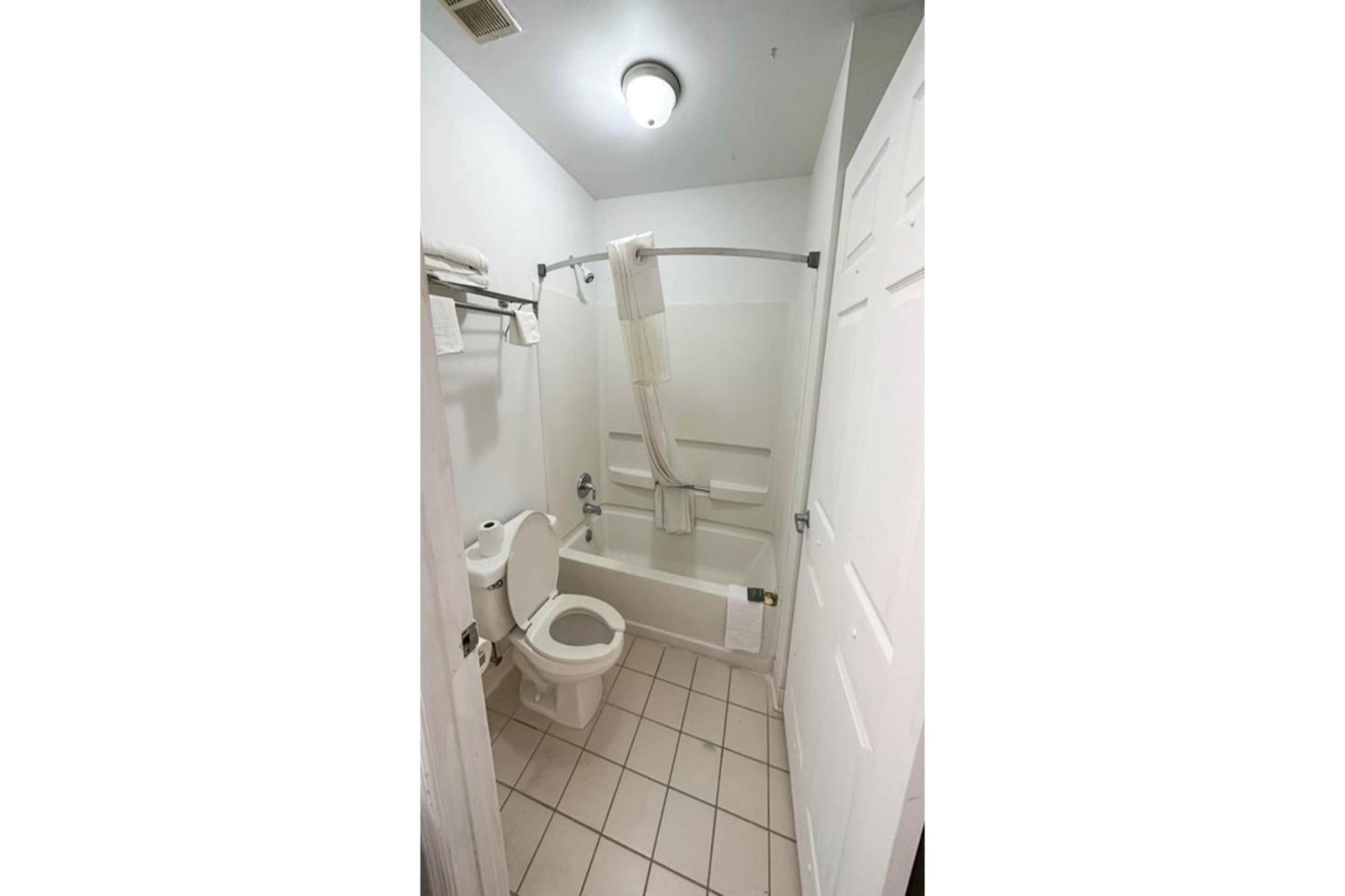 Executive Inn Ridgeway I-77 Екстер'єр фото