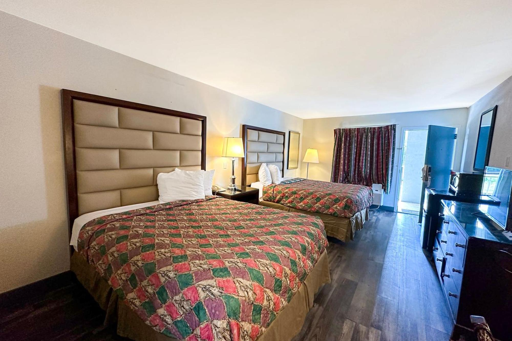 Executive Inn Ridgeway I-77 Екстер'єр фото