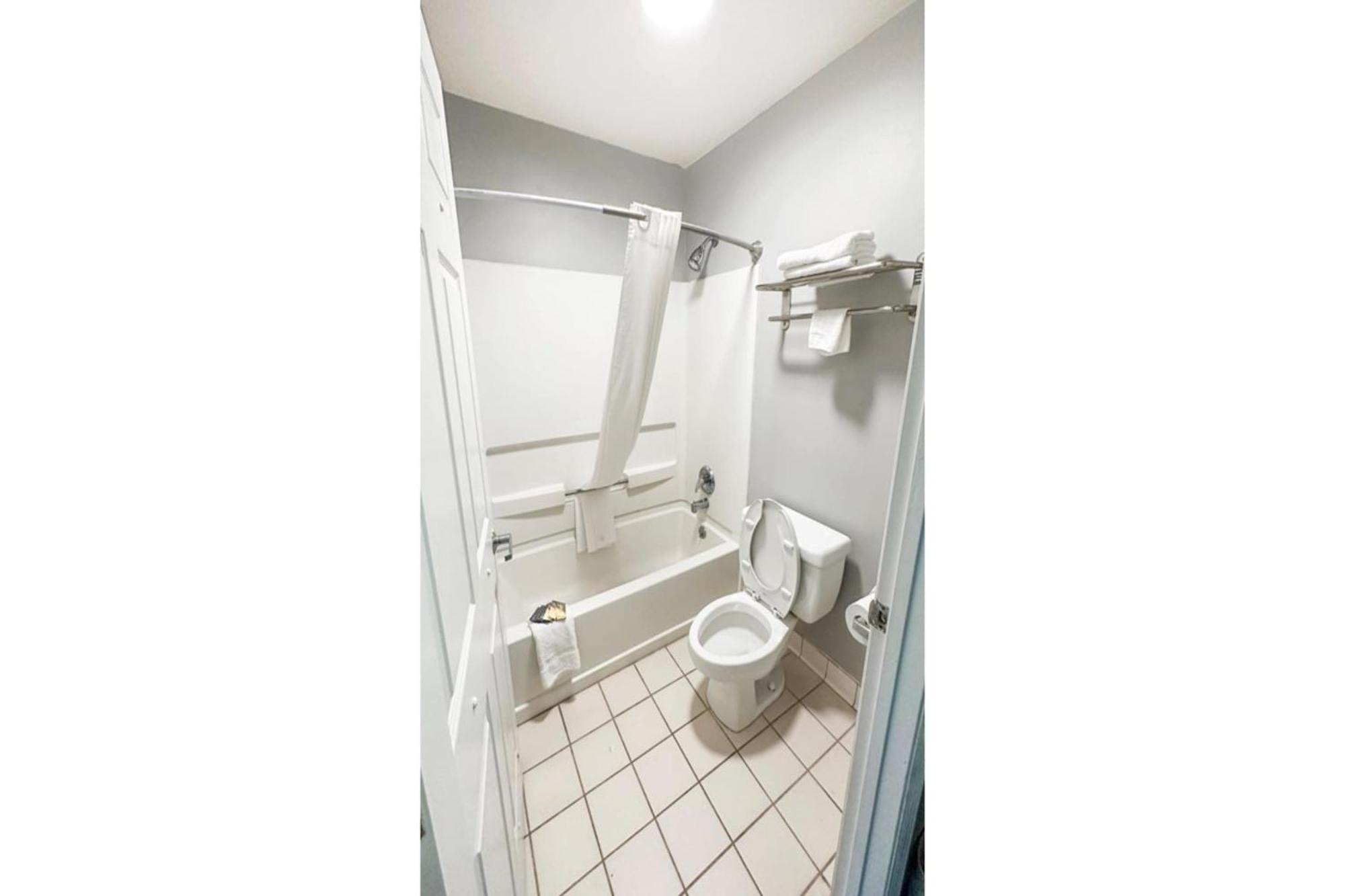 Executive Inn Ridgeway I-77 Екстер'єр фото